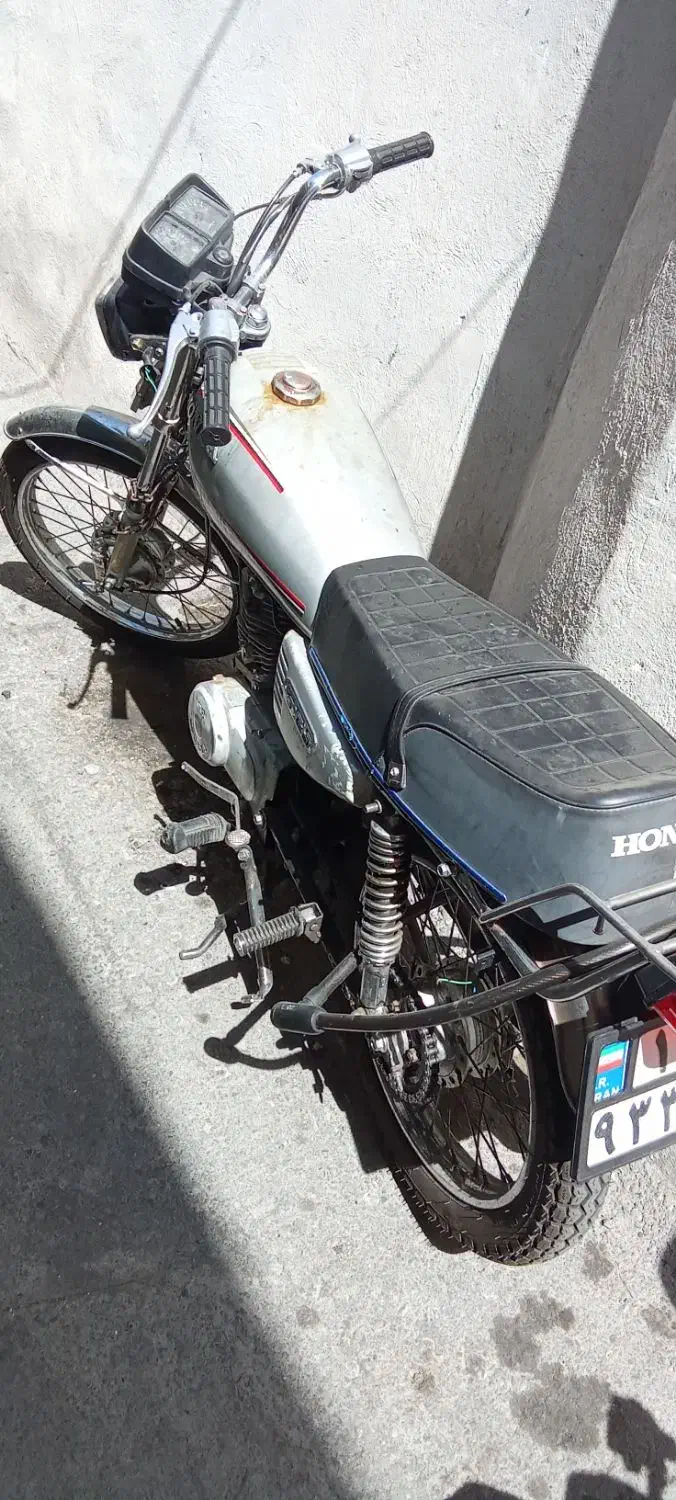 هندا 125|موتورسیکلت|تهران, علم و صنعت|دیوار