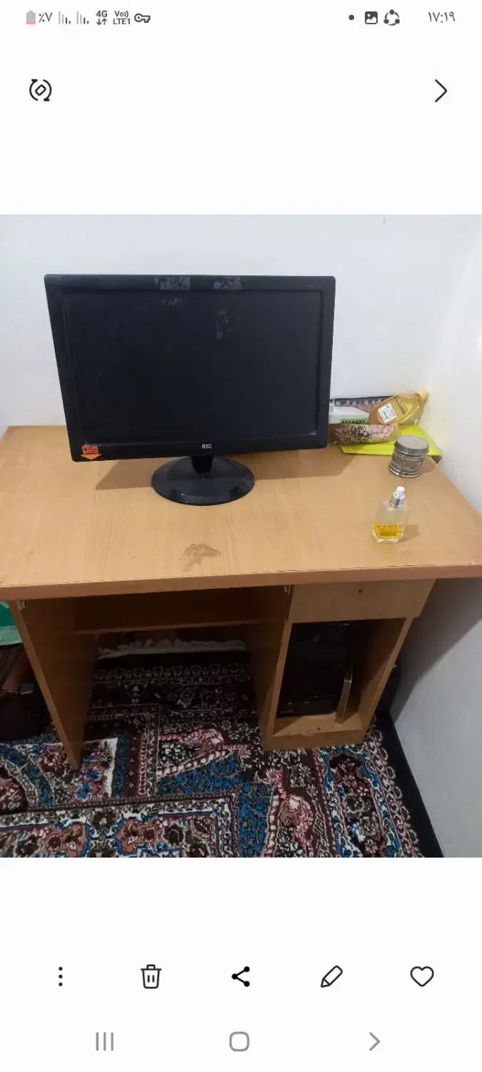 کامپیوتر و میز در حد نو|رایانه رومیزی|ایذه, |دیوار