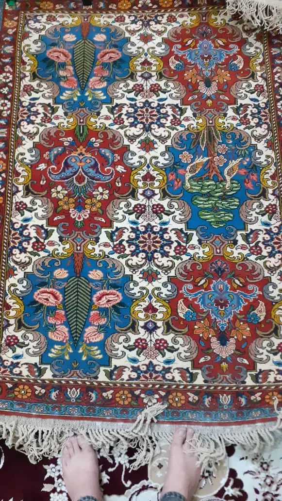 فرش دستباف برای زیباپسندان|فرش|بروجن, |دیوار