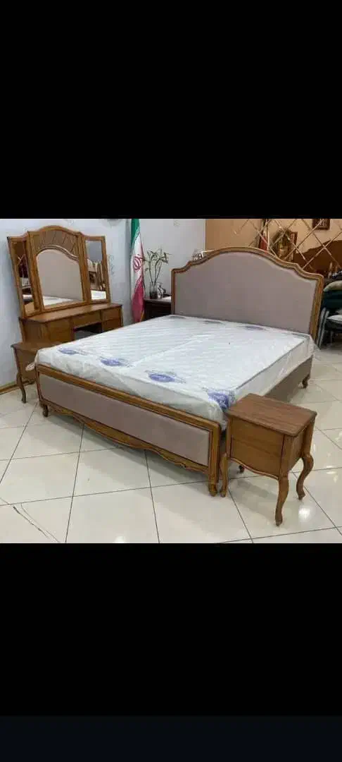 مدل فرانسوی|تخت و سرویس خواب|قم, امامزاده ابراهیم|دیوار