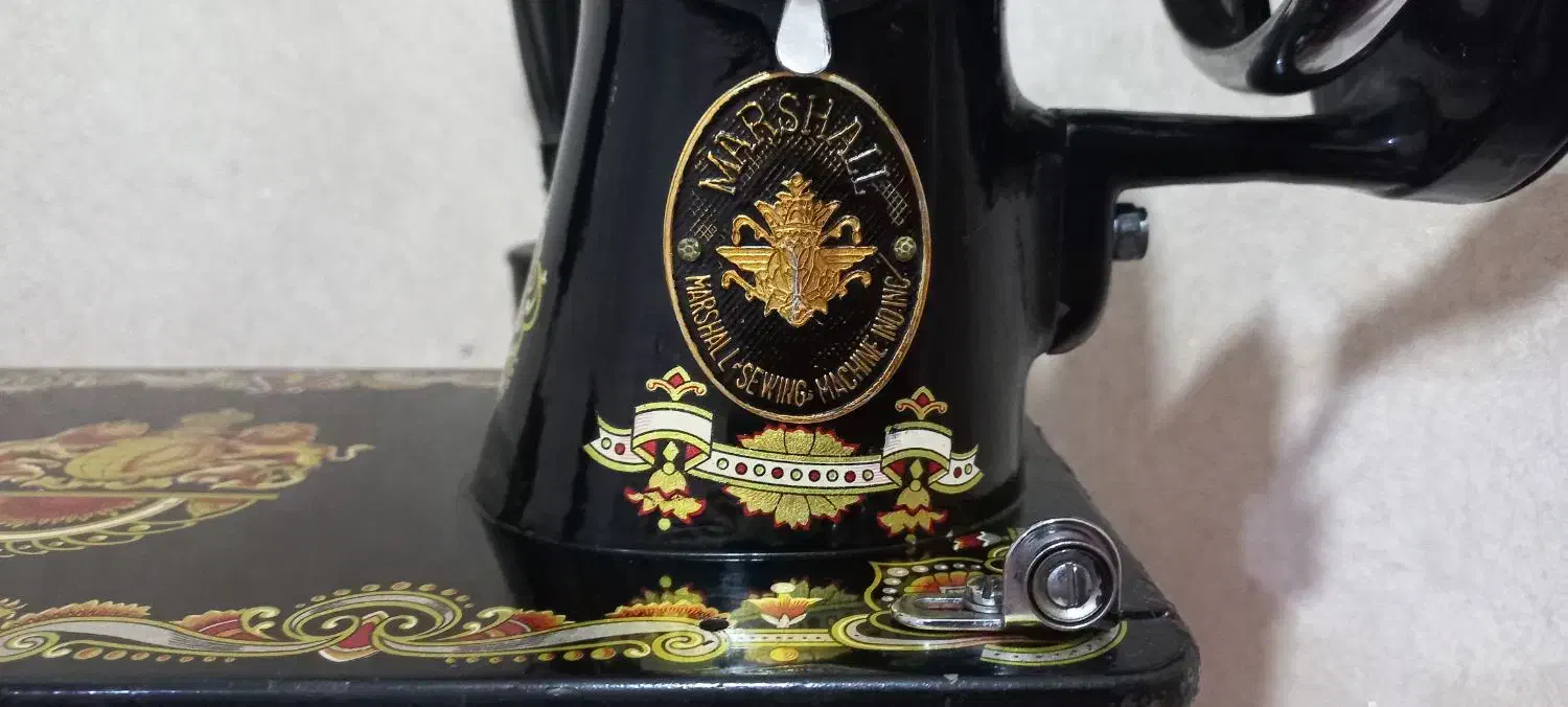 چرخ خیاطی دستی نو نو هستن|چرخ خیاطی و ریسندگی|میانه, |دیوار