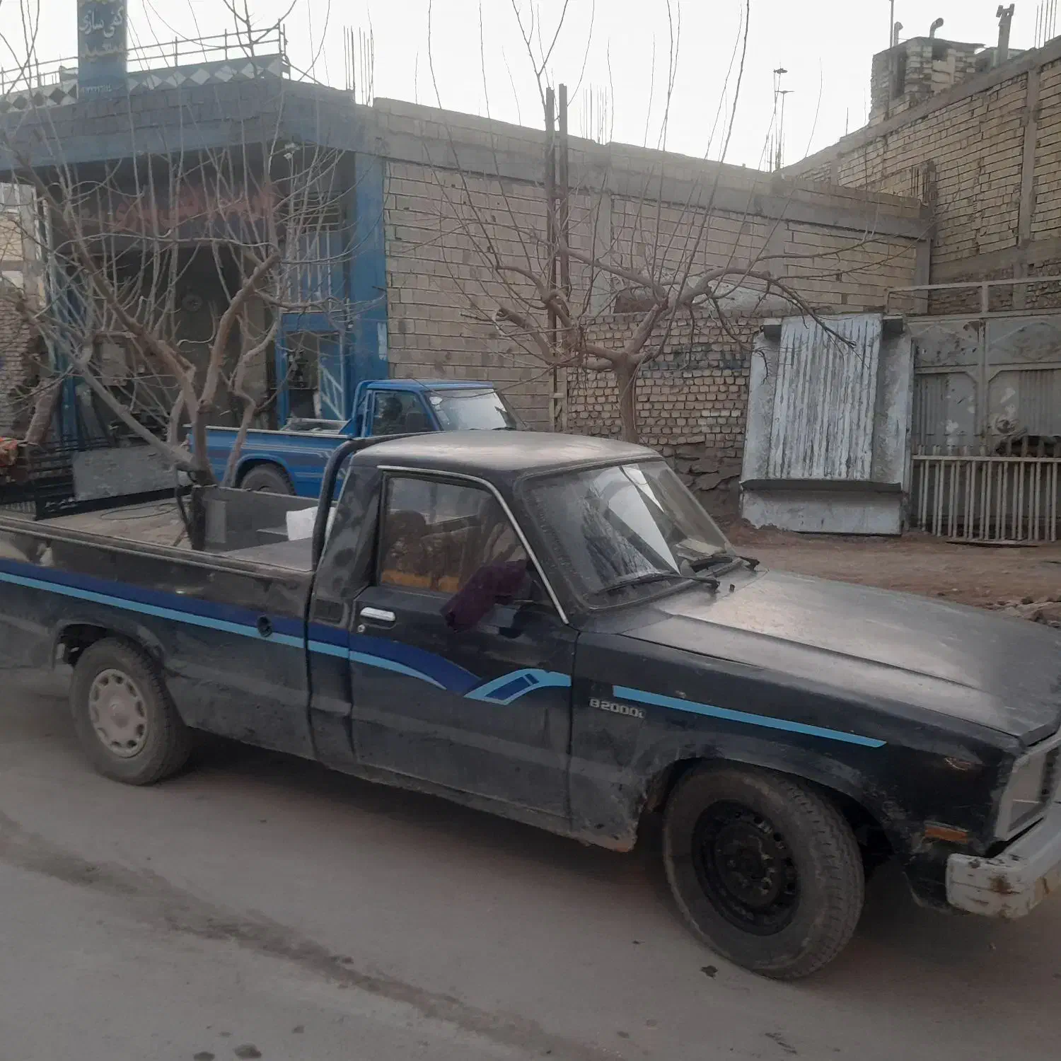 مزدا۲۰۰۰ مدل۸۲ بدون رنگ|خودرو سواری و وانت|شهرضا, |دیوار