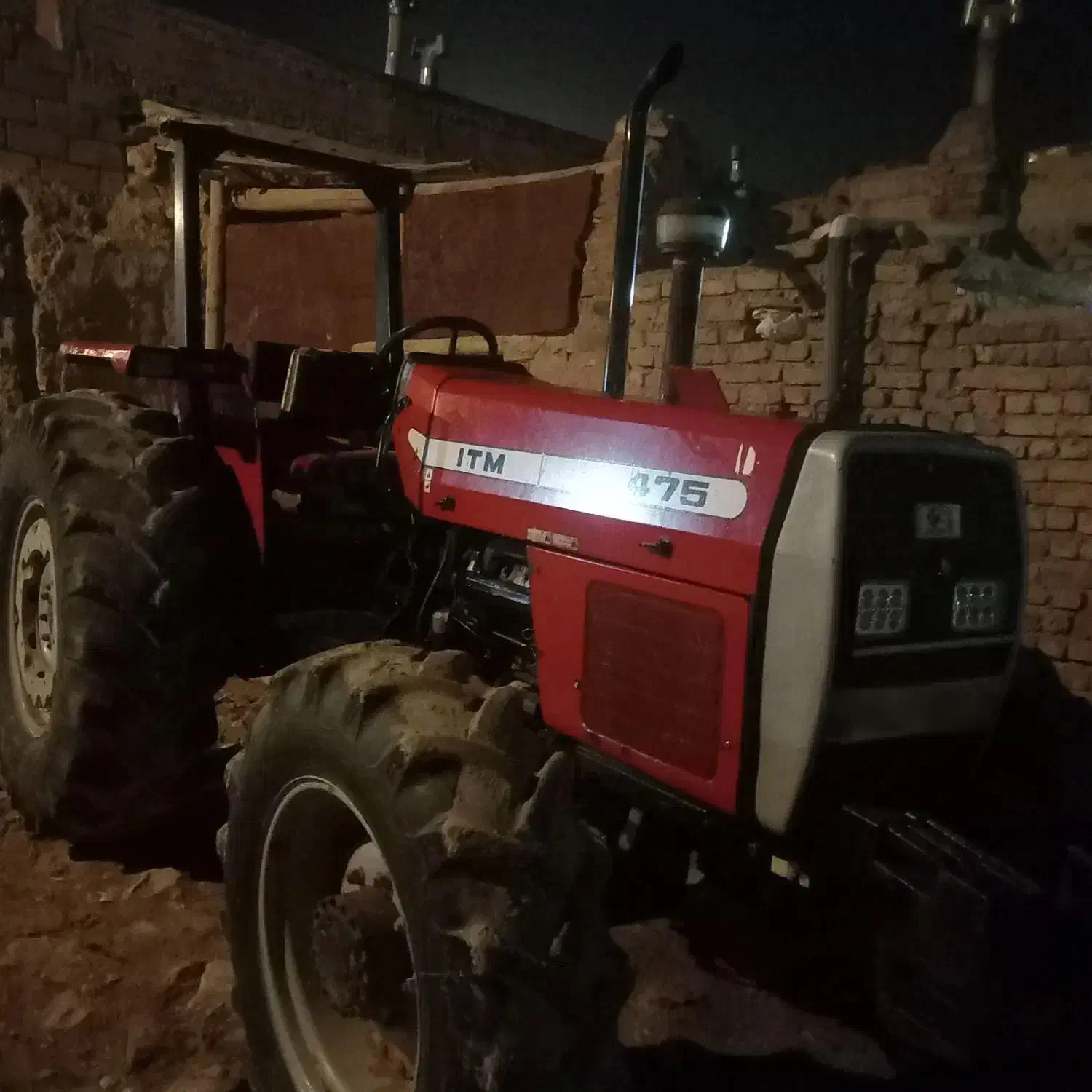 تراکتور فرگوسن ۴۷۵|خودرو سنگین|نهاوند, |دیوار