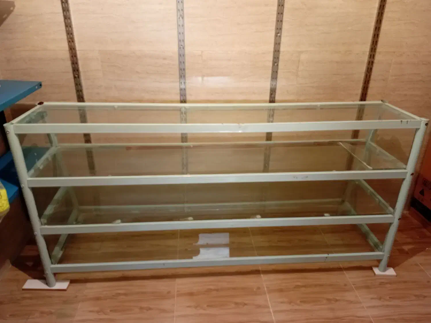 ویترین لباسی|بوفه، ویترین، کنسول|امیدیه, |دیوار