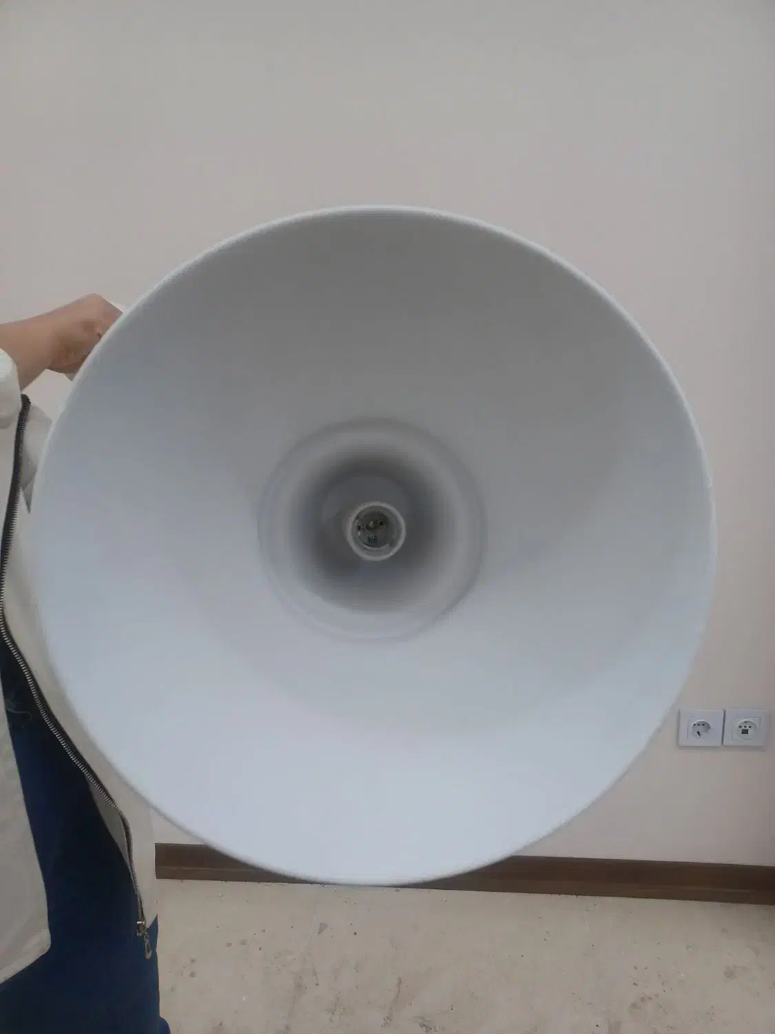 لوستر کاملا نو|لوستر و چراغ آویز|شیراز, غدیر جنوبی|دیوار