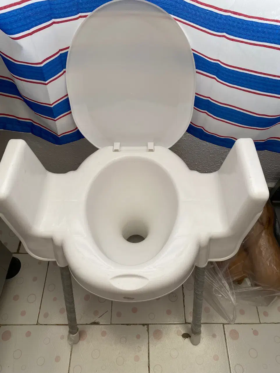 توالت فرنگی|لوازم سرویس بهداشتی|گرگان, |دیوار