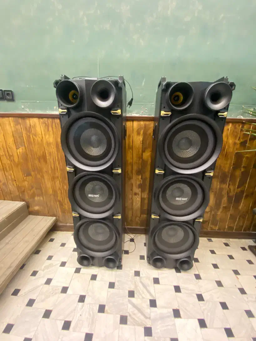 اسپیکر غول|سیستم صوتی خانگی|قم, چهل درخت‎|دیوار