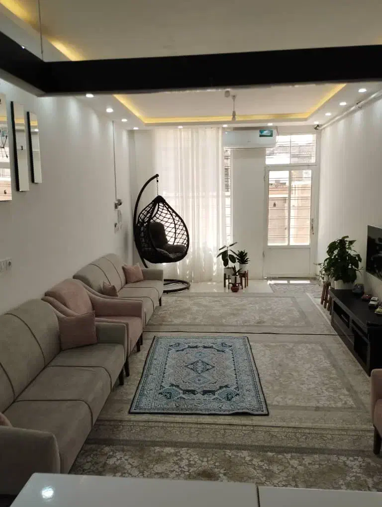 فروش واحدی ویلایی ۱۳۰ متر|فروش آپارتمان|شیراز, کوشک میدان|دیوار