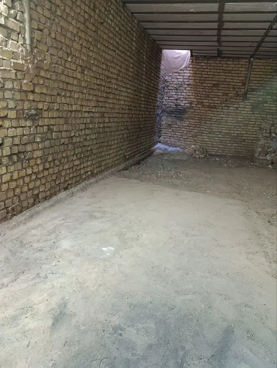 رهن و اجاره منزل نیمه کاره|اجارهٔ مغازه و غرفه|قم, شهرک فاطمیه|دیوار