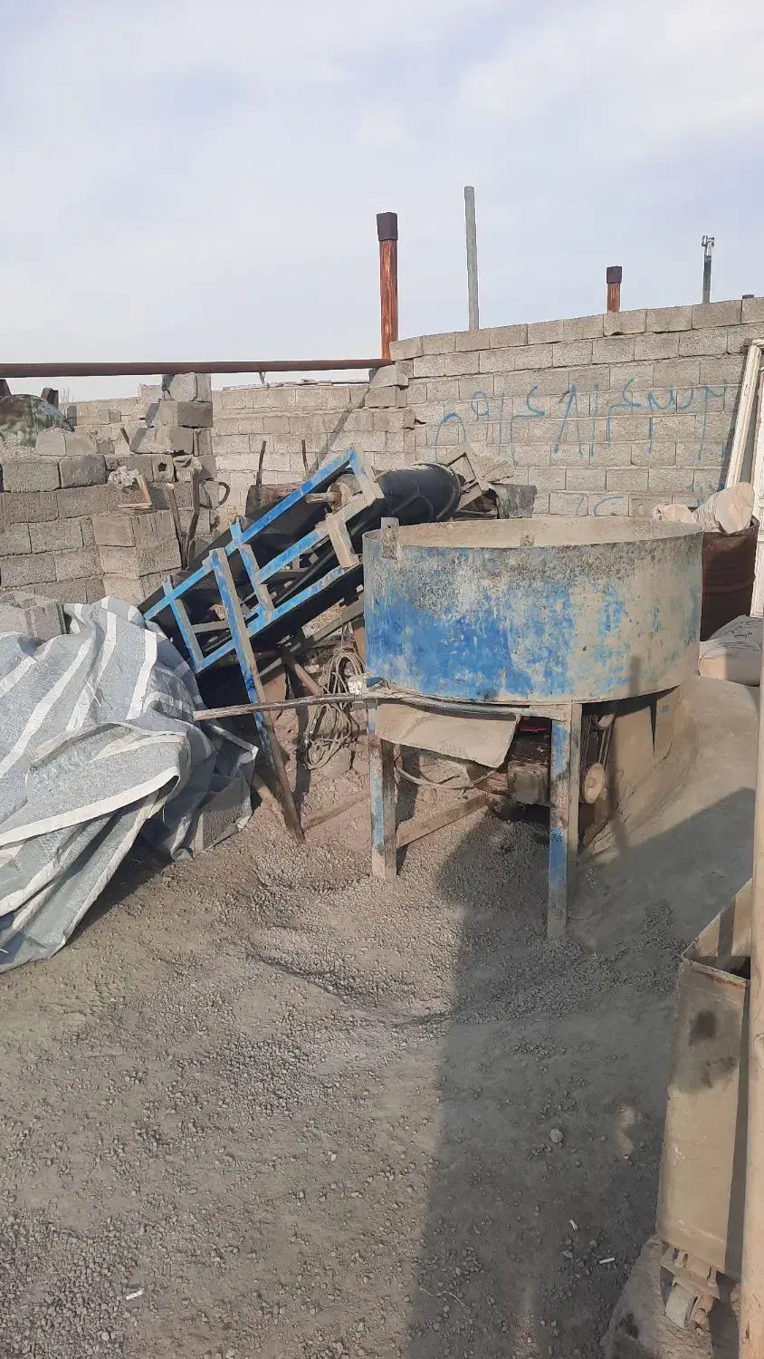 بلوک زن نیازمندیم|استخدام معماری، عمران و ساختمانی|باسمنج, |دیوار