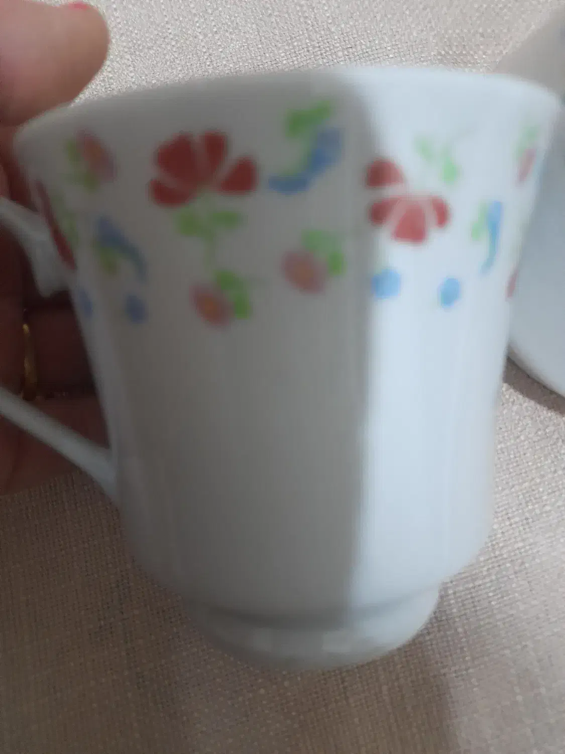 قندان وفنجان چینی نو|ظروف سرو و پذیرایی|کنگاور, |دیوار