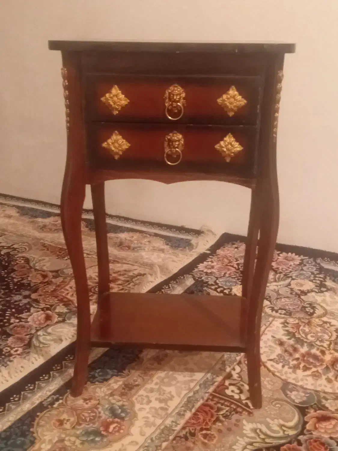 قیمت ۳۰۰۰۰۰|مبلمان خانگی و میز عسلی|اسدآباد, |دیوار