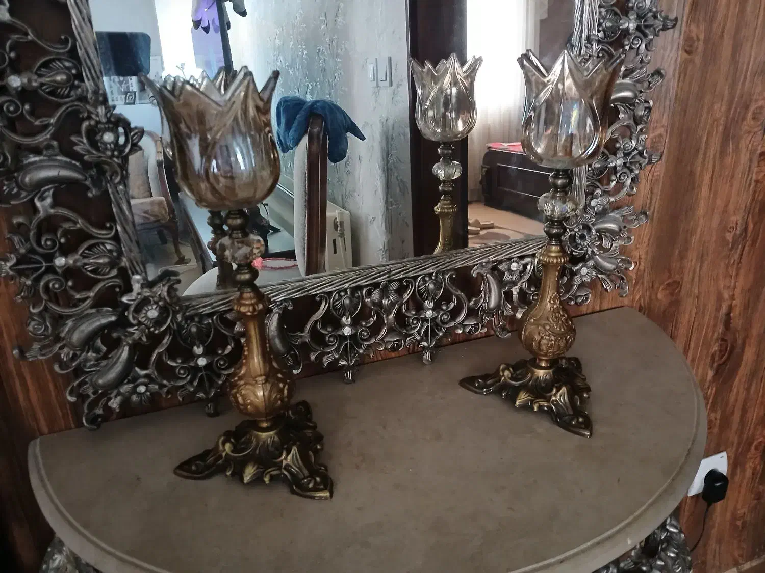 آینه و کنسول و شمعدان تک|بوفه، ویترین، کنسول|گلبهار, شهر جدید گلبهار|دیوار