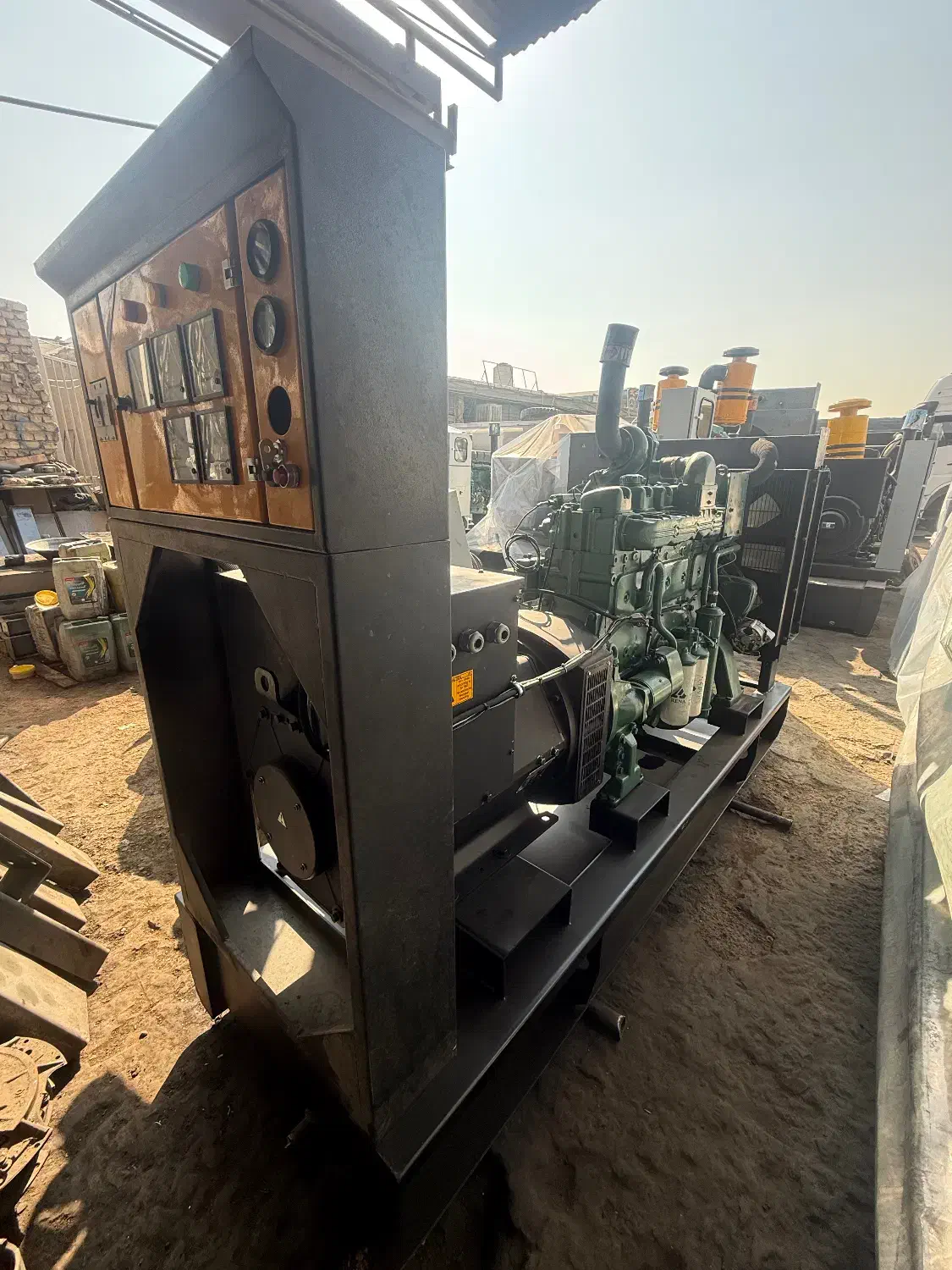 ژنراتور برق ۲۰۰ کاوا(دیزل ژنراتور صنعتی 200KV)|ماشینآلات صنعتی|شیراز, ستارخان|دیوار