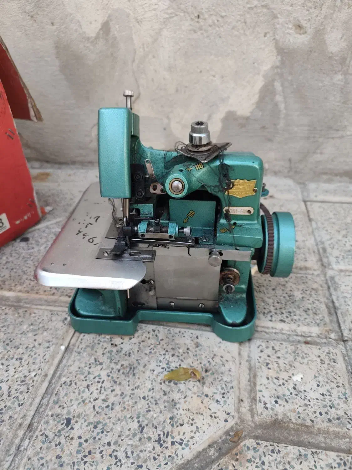 سردوز پروانه سه نخ|چرخ خیاطی و ریسندگی|ملایر, |دیوار