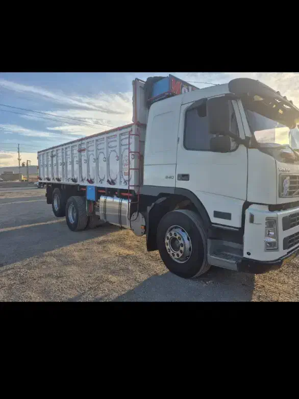 اف ام ۹ دهچرخ باری مدل ۸۳|خودرو سنگین|چگنی, |دیوار