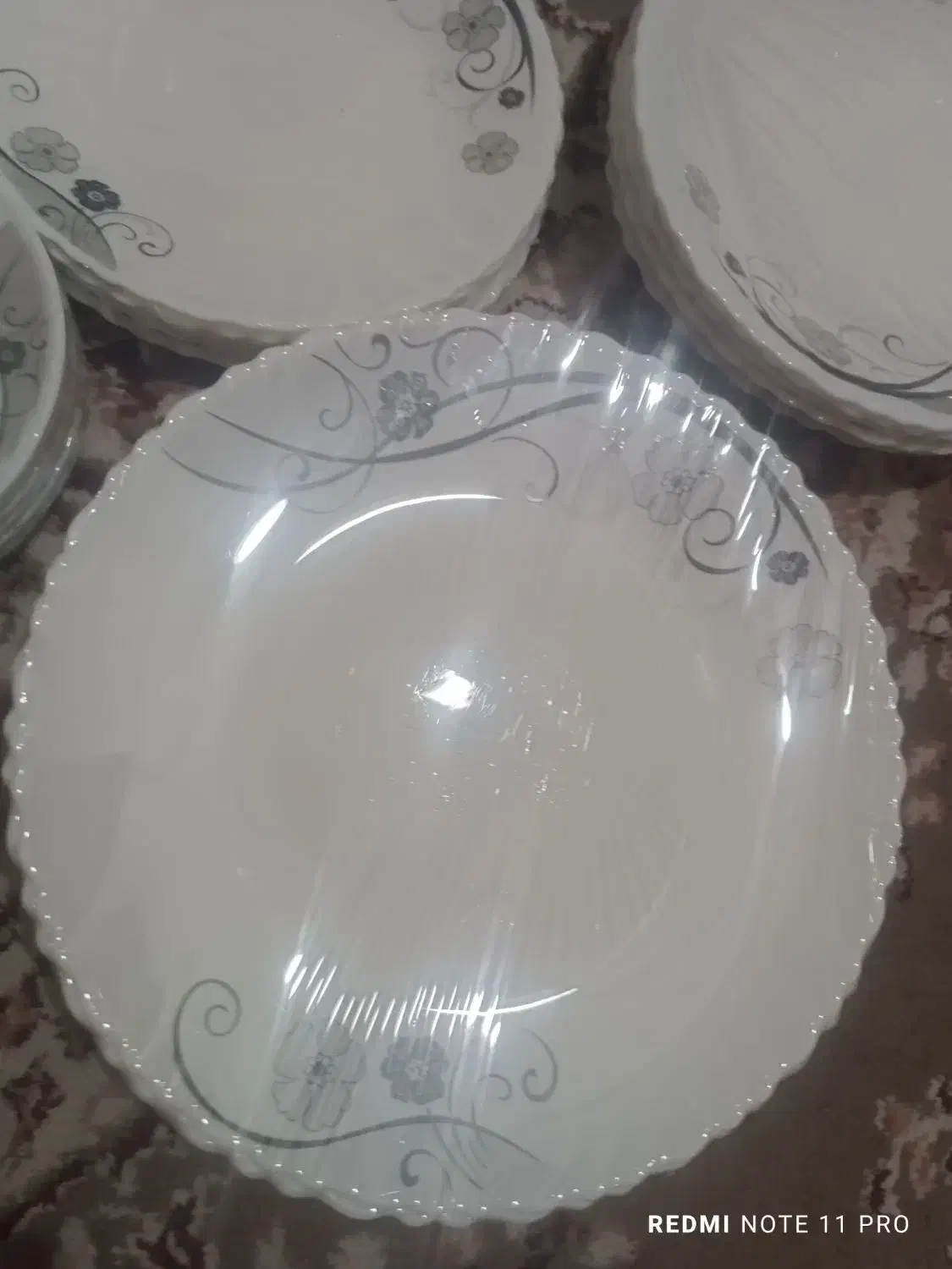 یک سرویس ظرف ارکوپال|ظروف سرو و پذیرایی|سنندج, |دیوار