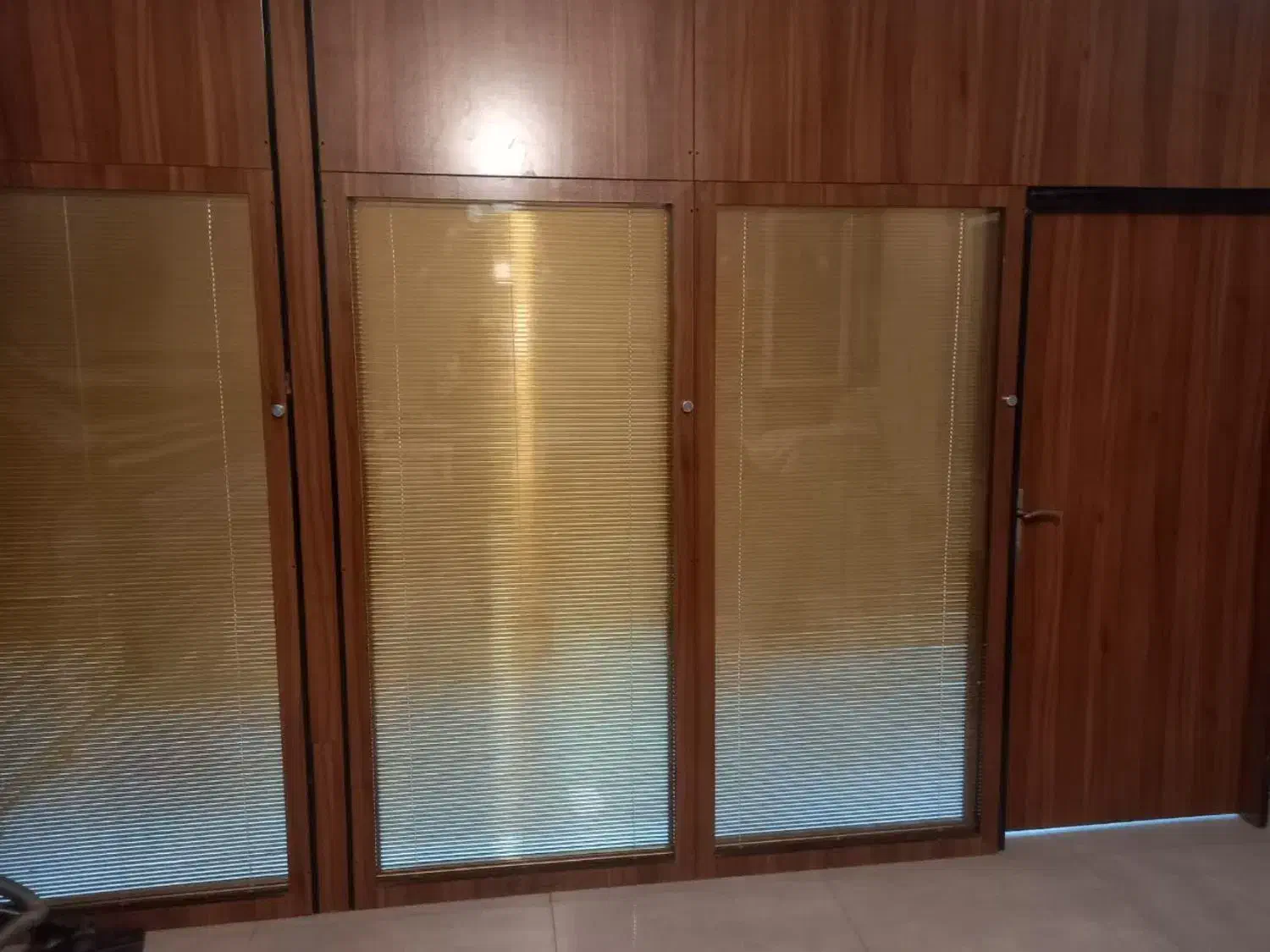 پارتیشن و ویترین|فروشگاه و مغازه|کرج, شهرک امام رضا (ع)|دیوار