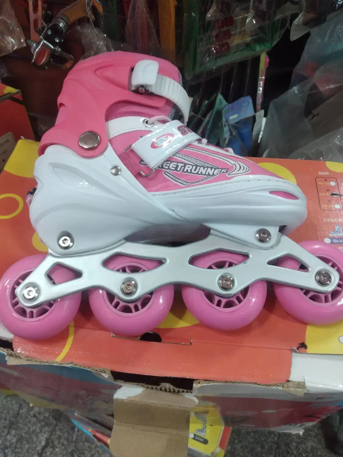 کفش اسکیت آکبند همراه کلاه و زانوبند آرنج بند|دوچرخه، اسکیت، اسکوتر|دورود, |دیوار