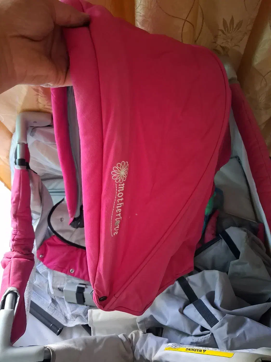 تخت کنار مادر|تخت و صندلی بچه|اصفهان, حسین‌آباد|دیوار