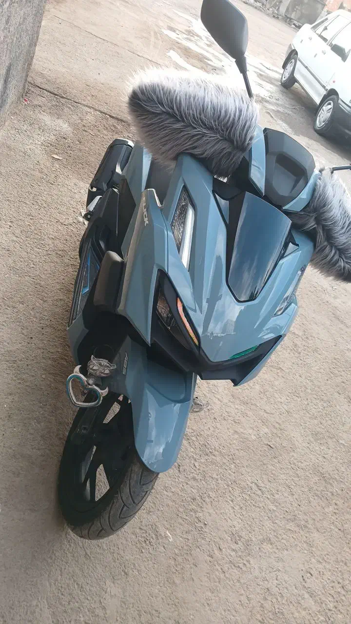 کلیک واریو ۱۷۰cc آبی مازراتی|موتورسیکلت|اسلام‌شهر, شهرک قائمیه|دیوار