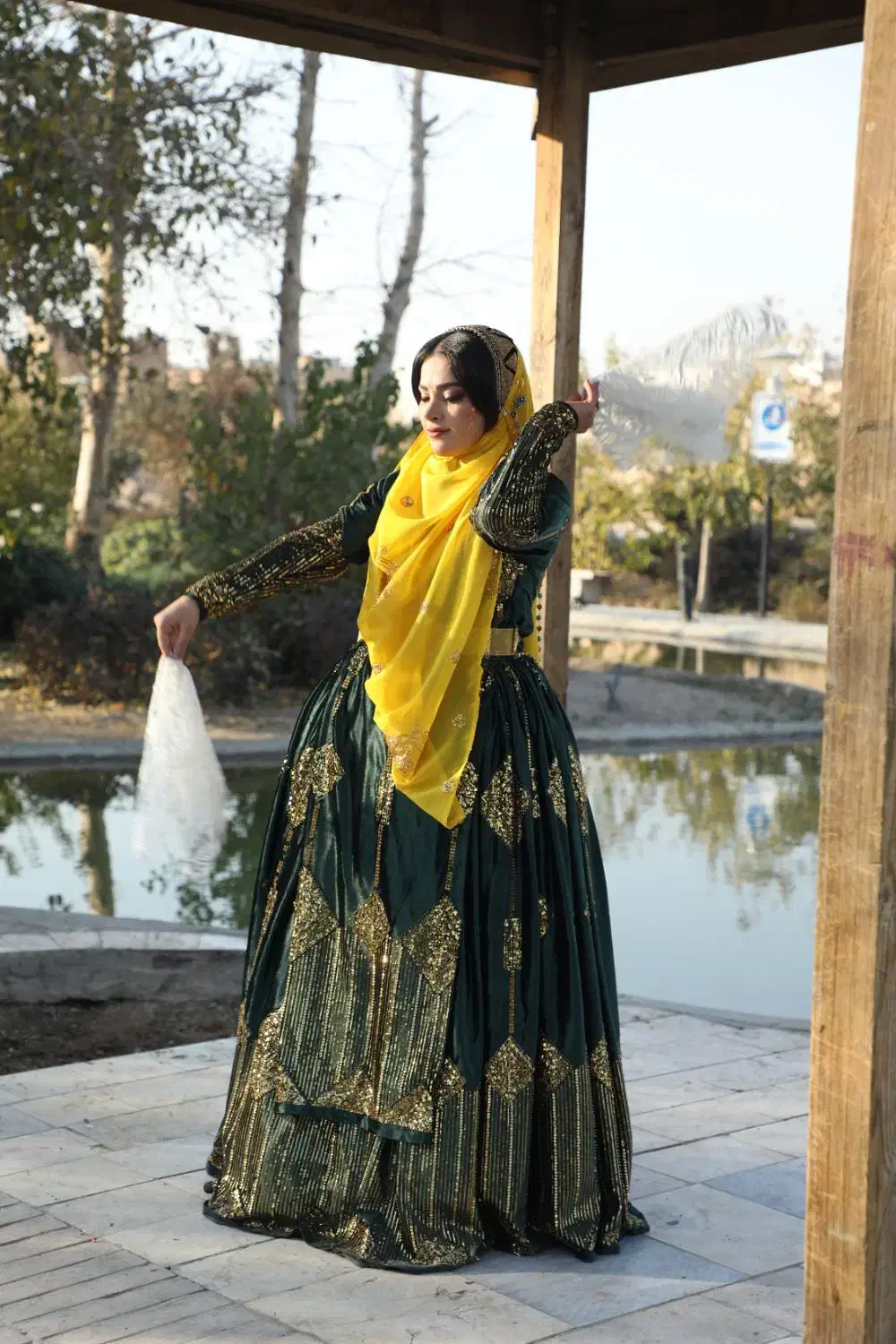 لباس محلی|لباس|نجف‌آباد, یزدانشهر|دیوار