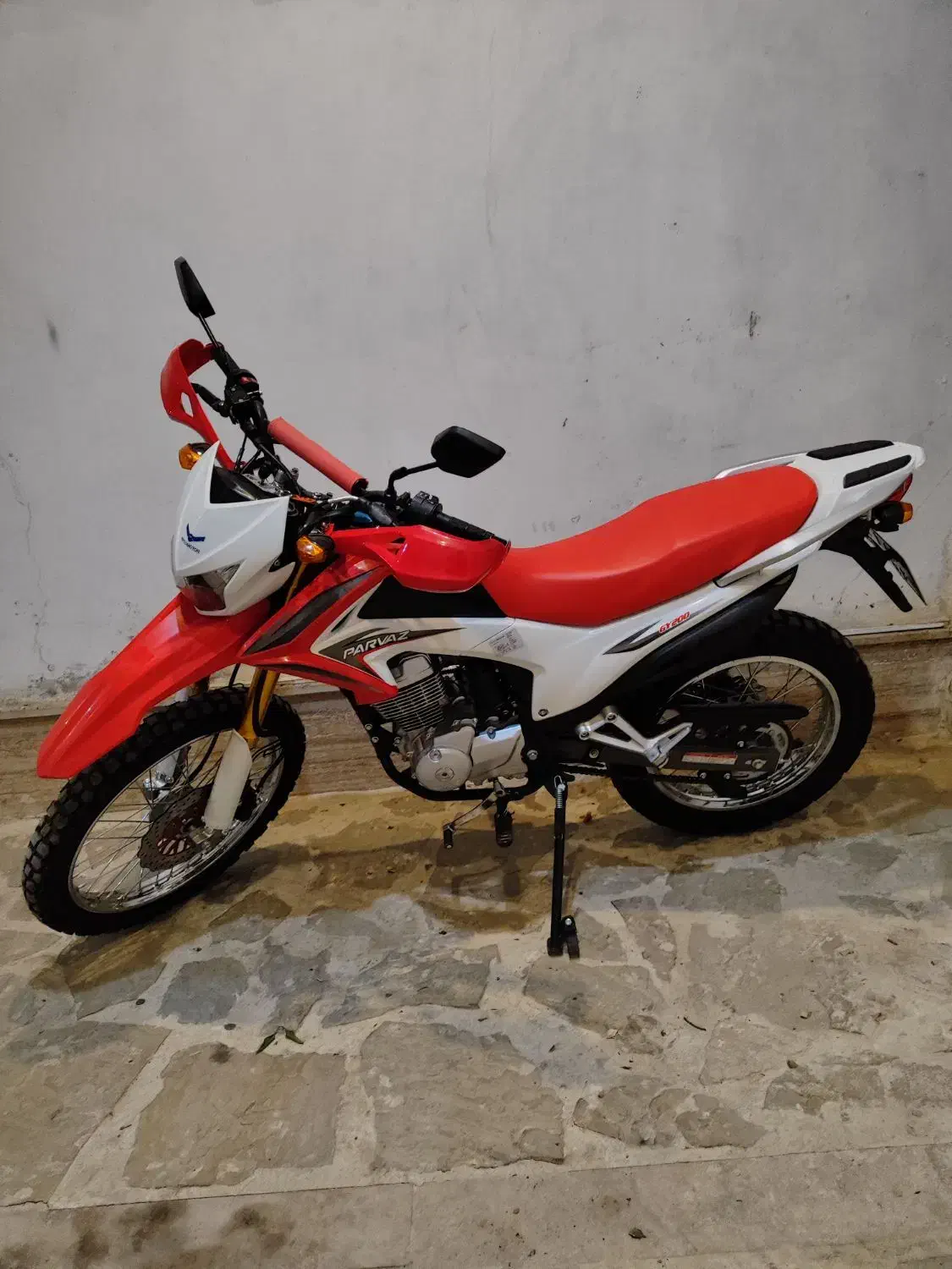 تریل پرواز صفر|موتورسیکلت|رشت, منظریه|دیوار