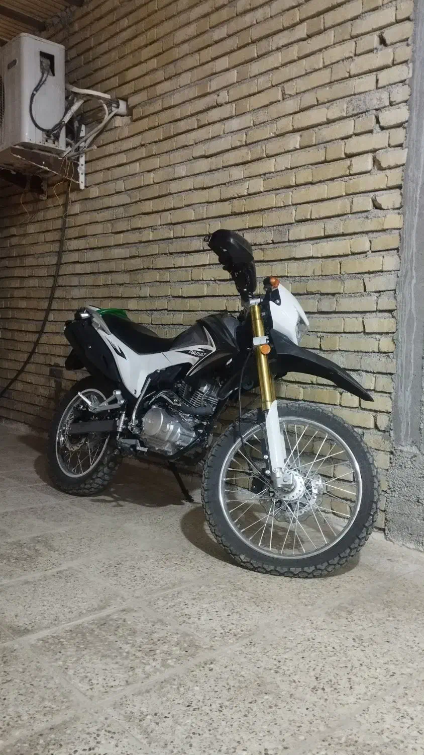 موتور پرواز تریل ۲۰۰|موتورسیکلت|مهران (ایلام), |دیوار