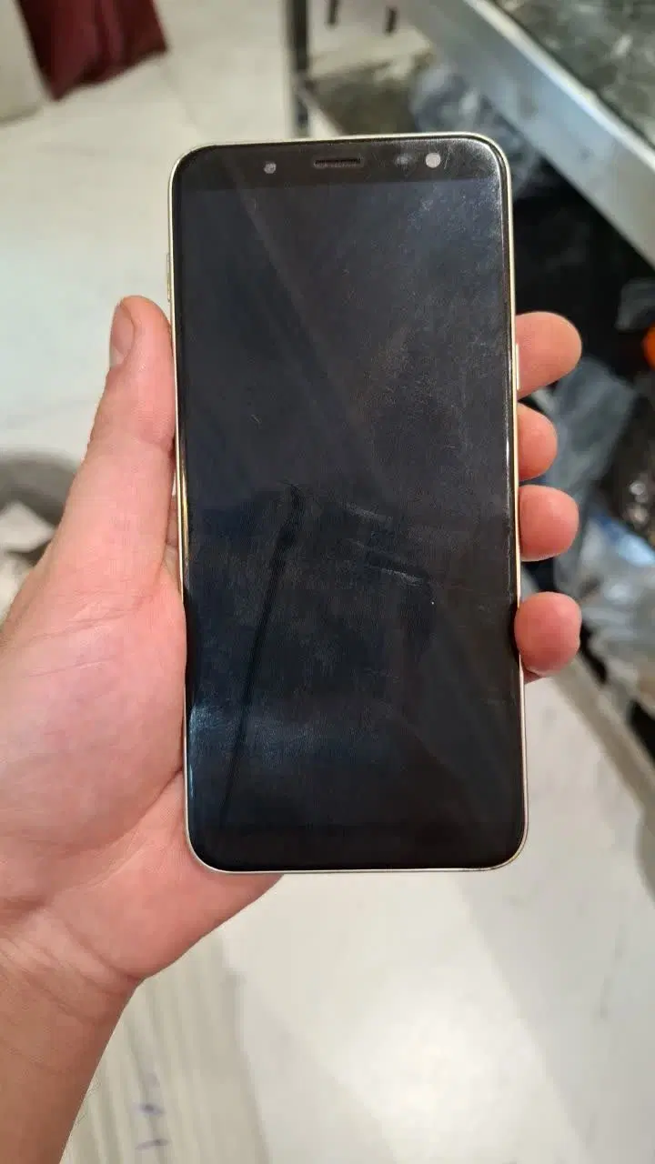 Galaxy j6|موبایل|قم, زنبیل آباد|دیوار