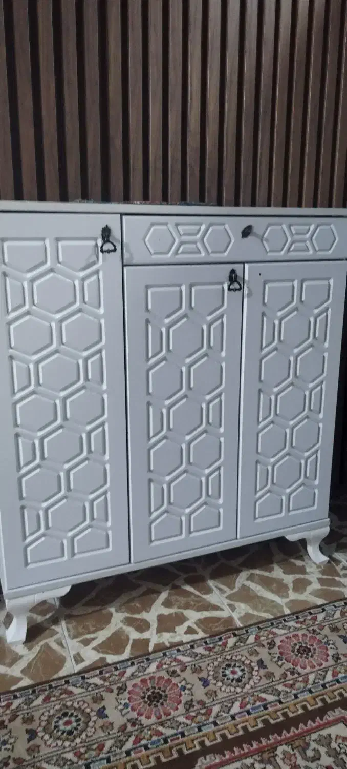 جاکفشی سه دره سفید رنگ|جاکفشی، کمد، دراور|ماهنشان, |دیوار