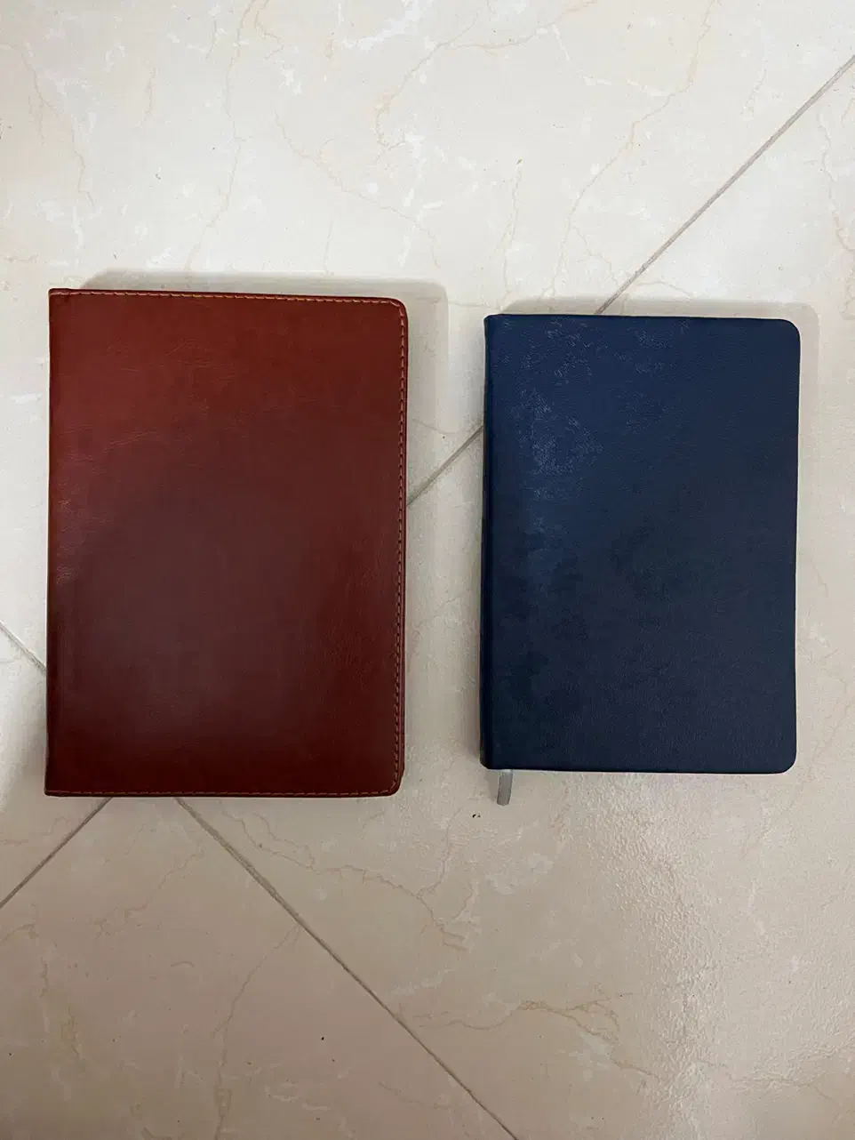 تعدادی سر رسید در ابعاد مختلف|لوازم التحریر|یزد, |دیوار