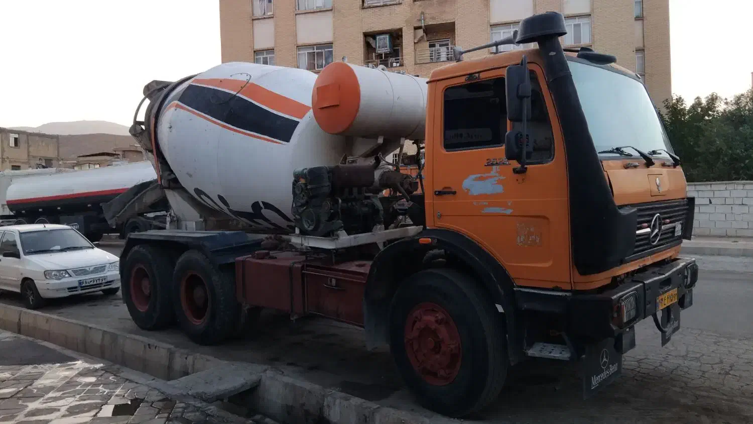 بنز ده سیلندر میکسر|خودرو سنگین|نسیمشهر, |دیوار