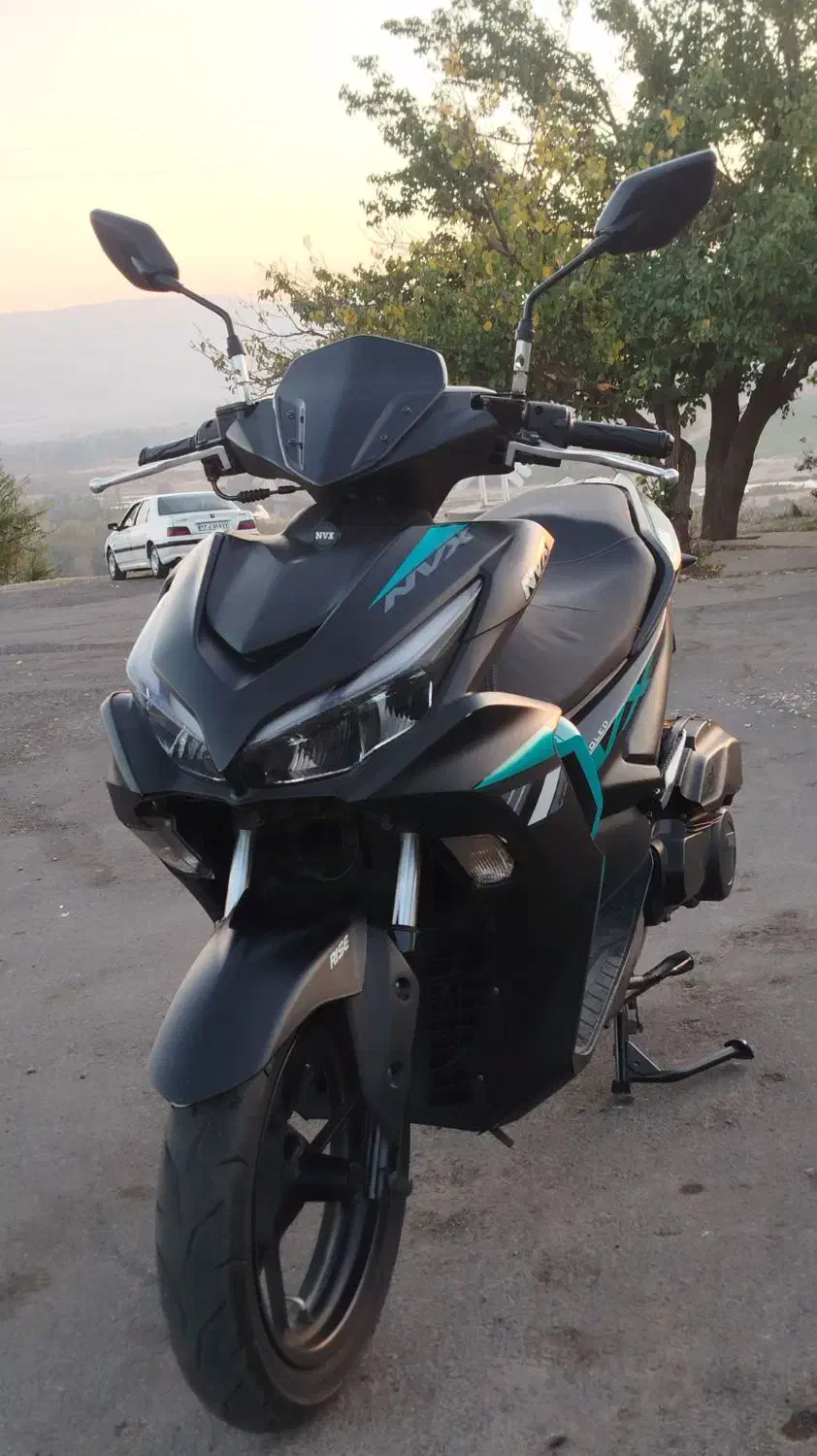 آیروکس 1402 کم کار|موتورسیکلت|شاهین دژ, |دیوار