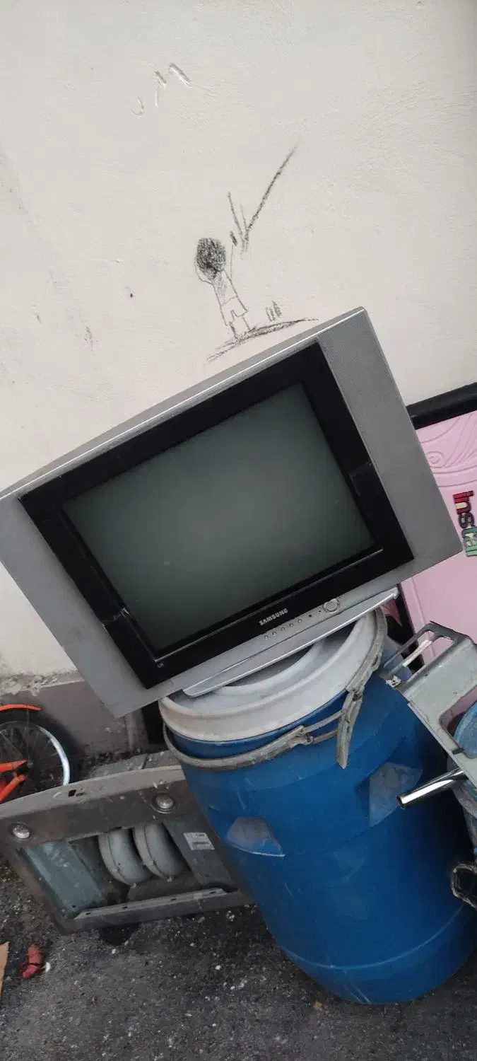 تلوزیون|تلویزیون و پروژکتور|اسلام‌شهر, شهرک قائمیه|دیوار