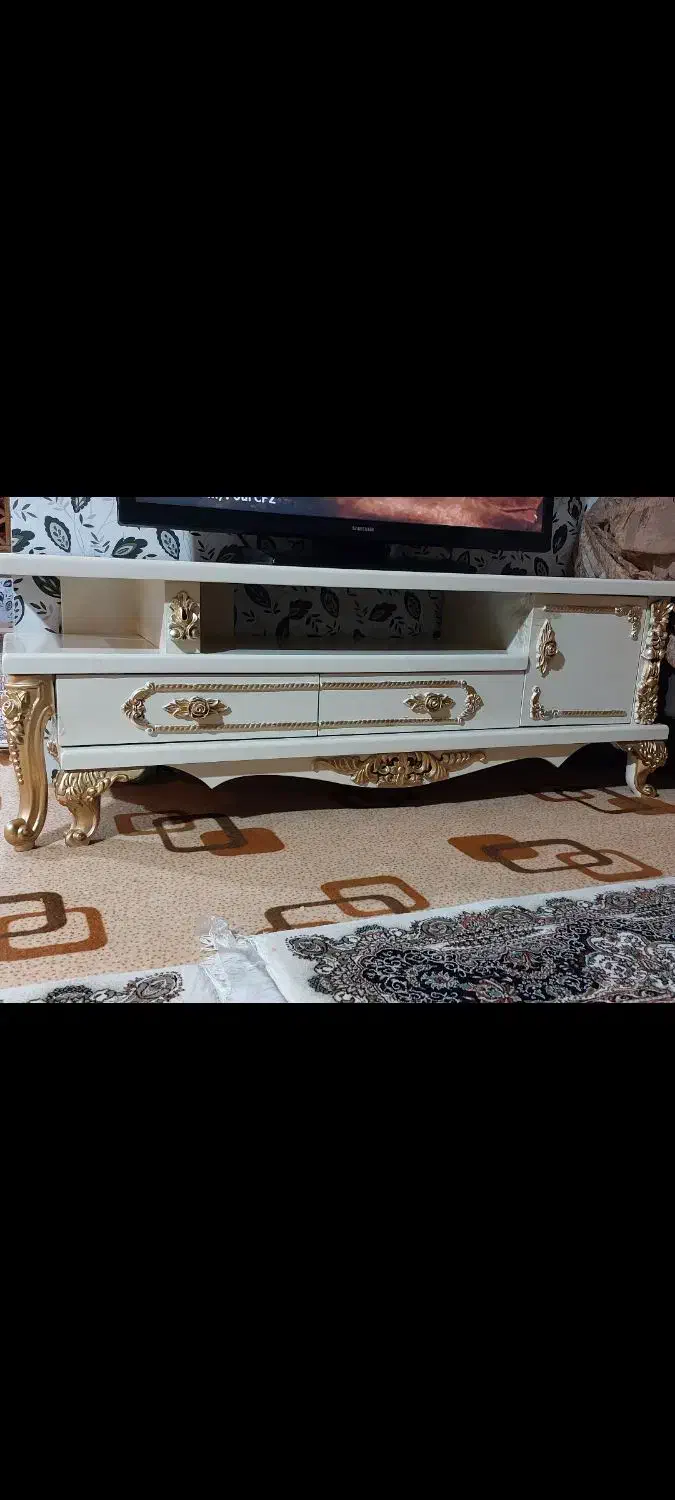 میز تی وی. جاکفشی|میز تلویزیون|دوگنبدان, |دیوار