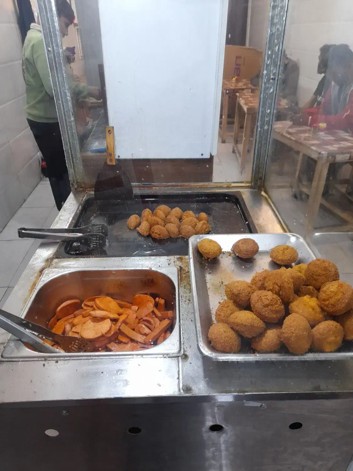 فرساندویچ|کافیشاپ و رستوران|بروجرد, |دیوار