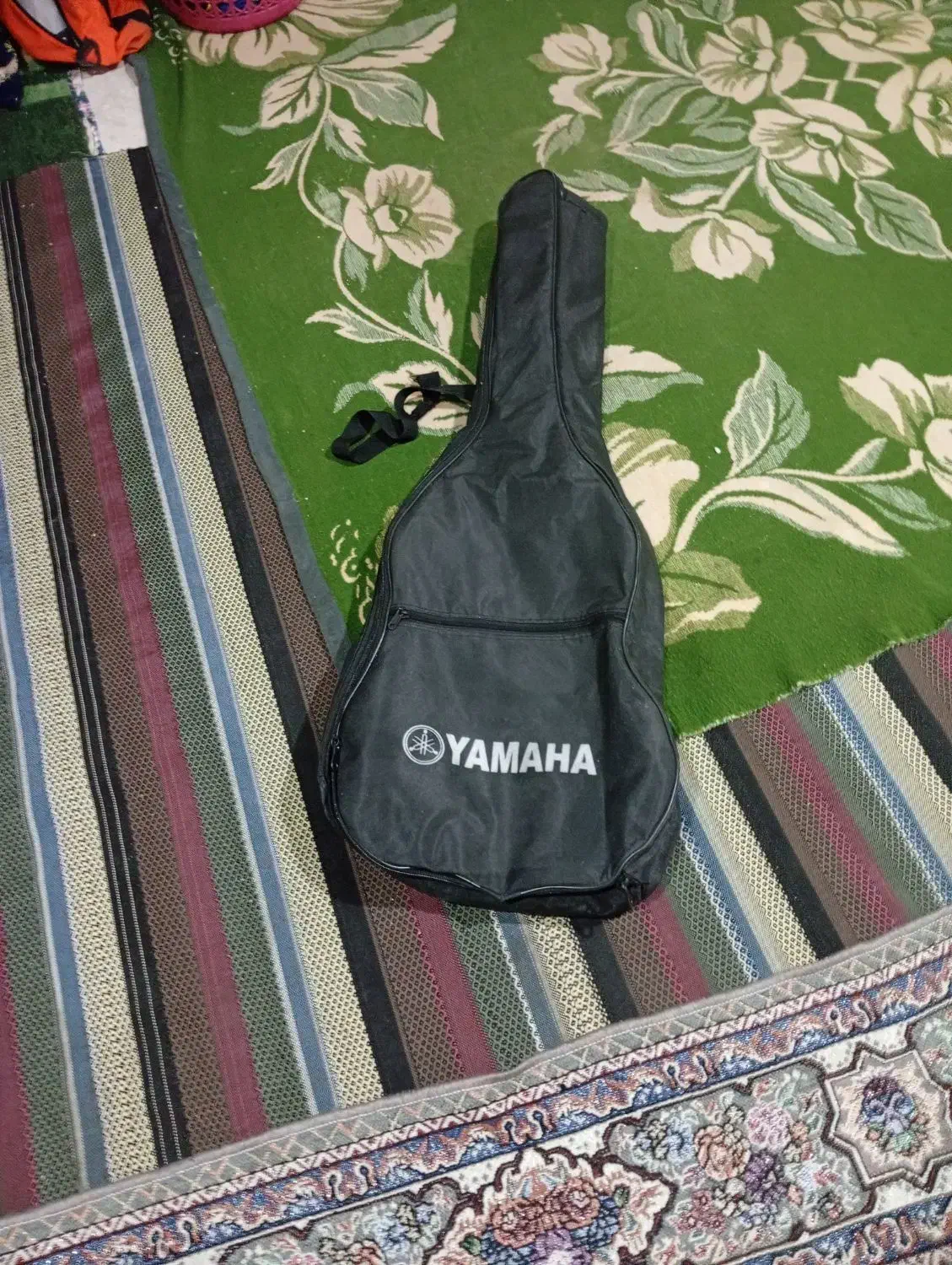 کیف گیتار|گیتار، بیس، امپلیفایر|دزفول, |دیوار