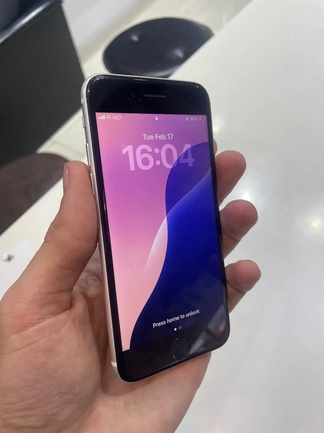 iphone se 2020|موبایل|کرج, برغان|دیوار