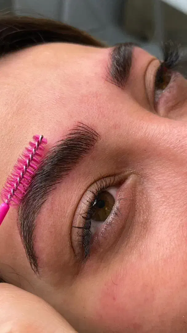 میکرو بلیدینگ و خدمات آرایش دائم|خدمات آرایشگری و زیبایی|رشت, گلباغ نماز|دیوار