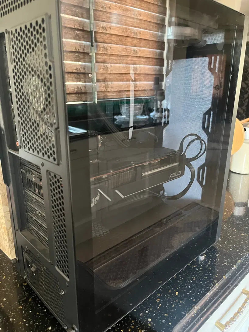 کیس گیمینگ 12700k + 5700xt tuf|رایانه رومیزی|تهران, شهرک نفت|دیوار