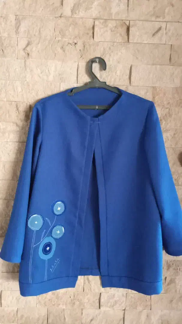 کت مجلسی|لباس|فردیس, کوی نور|دیوار