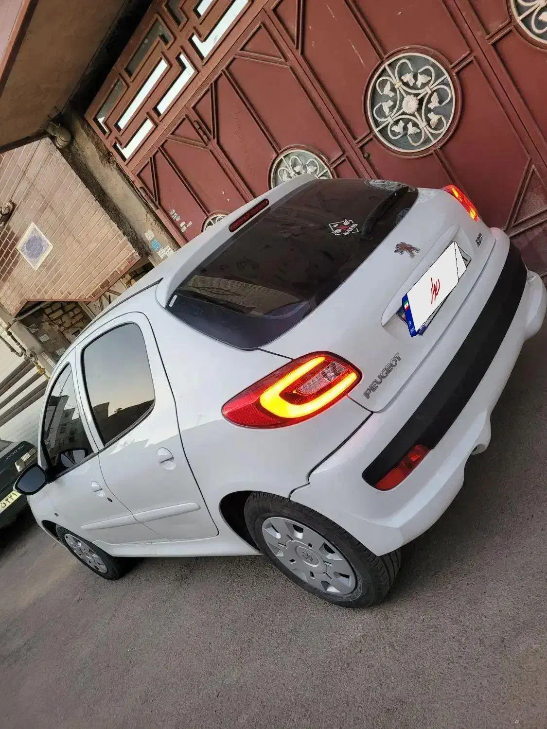 پژو207 دنده ای TU5|خودرو سواری و وانت|خمینیشهر, |دیوار