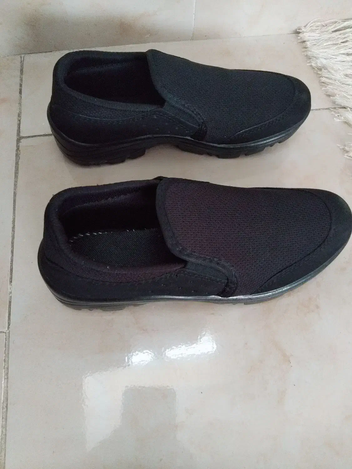 کفش اسپرت مشکی شیک|کیف، کفش، کمربند|پاکدشت, پاکدشت (مامازند)|دیوار