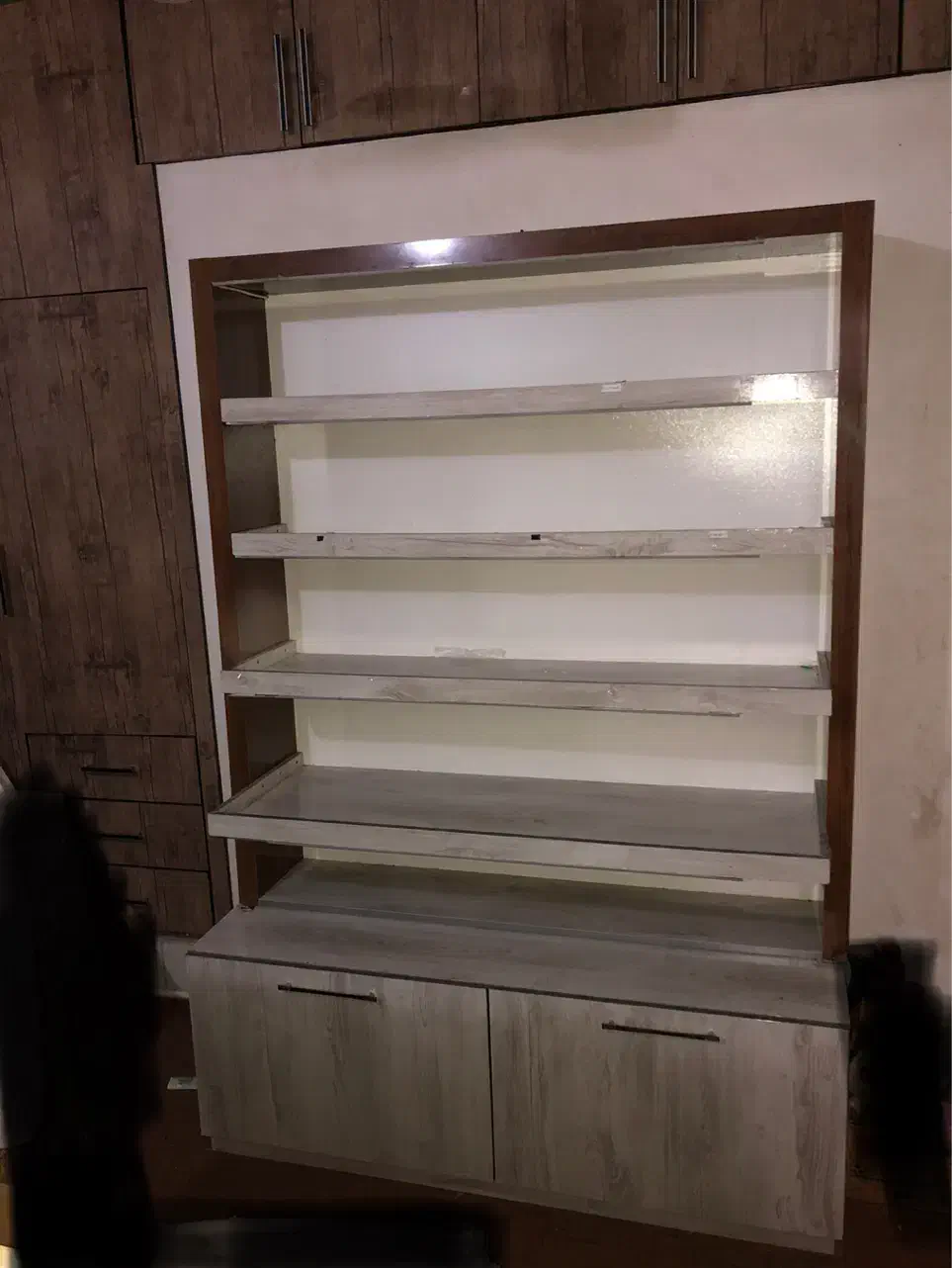 میز  استند|مبلمان اداری|بیرجند, |دیوار