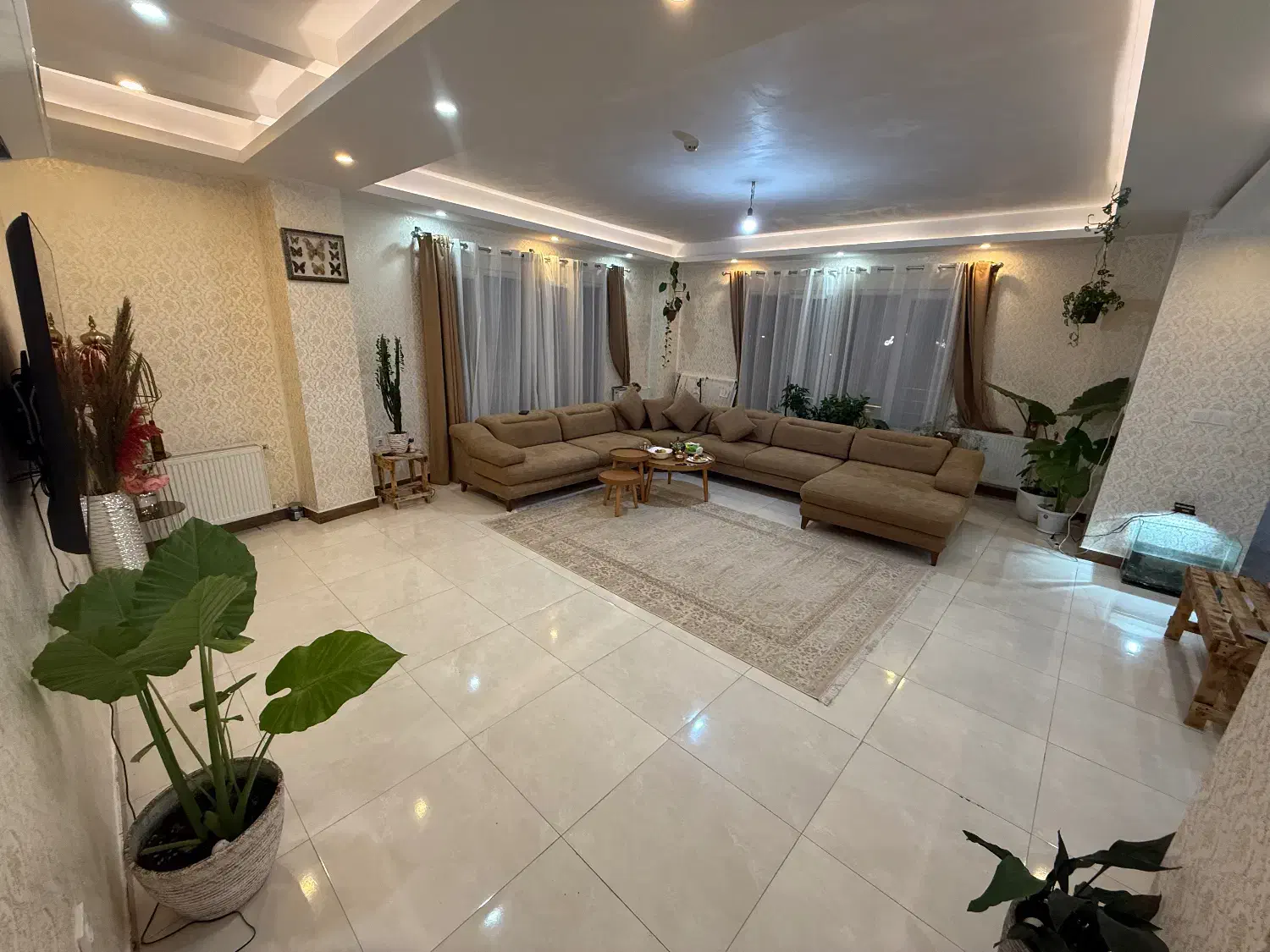 واحد ۱۳۲ متری ۳ خوابه کامرانیه مسکن مهر|فروش آپارتمان|رشت, کوی غلام نیا|دیوار