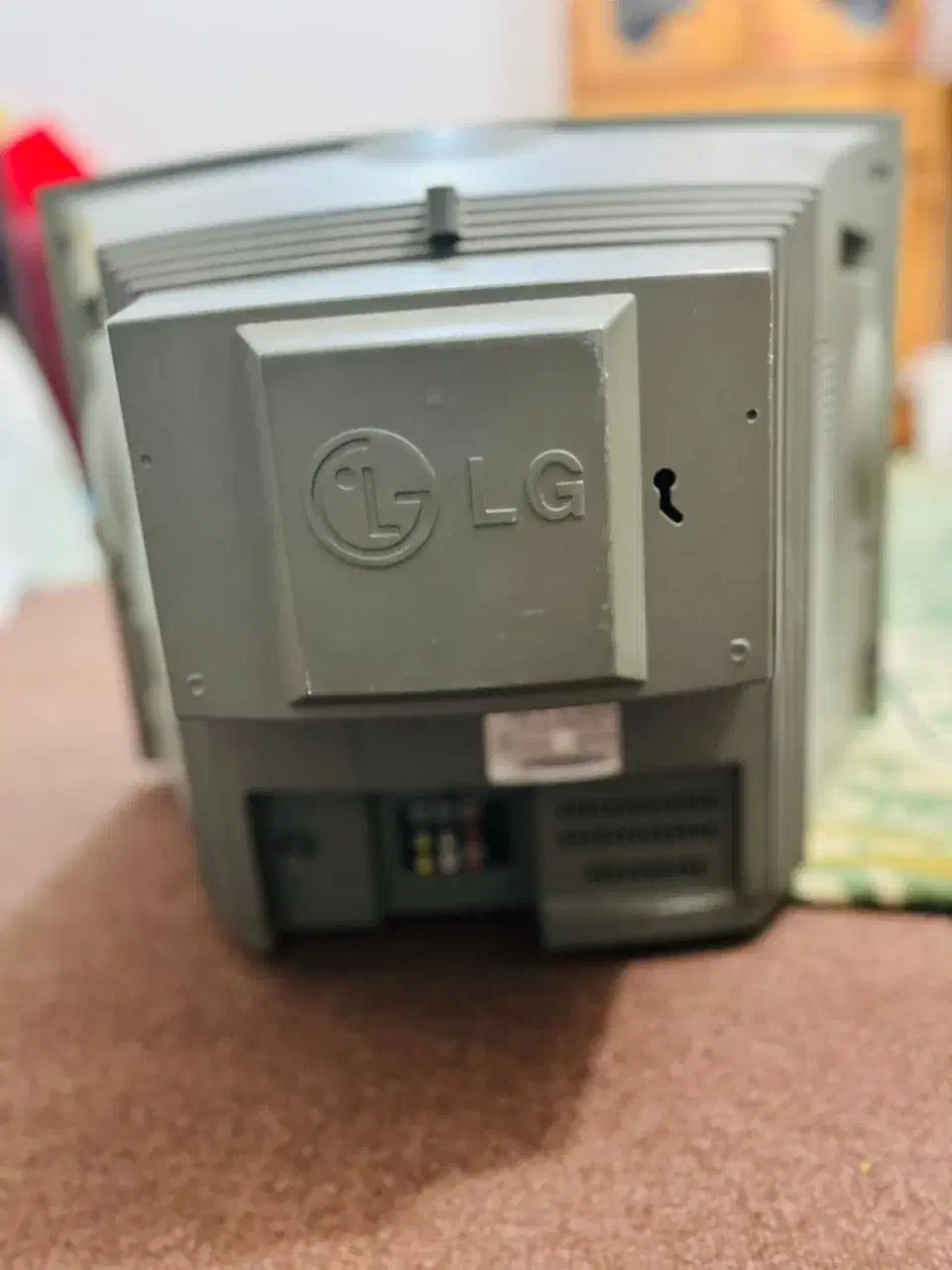 تلویزیون LG|تلویزیون و پروژکتور|بندر کنگان, |دیوار
