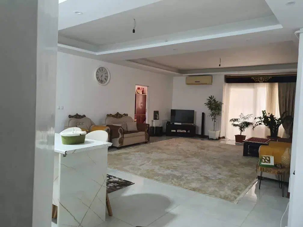 واحد ۱۱۰ متری واقع در خ فرهنگ|فروش آپارتمان|ساری, |دیوار