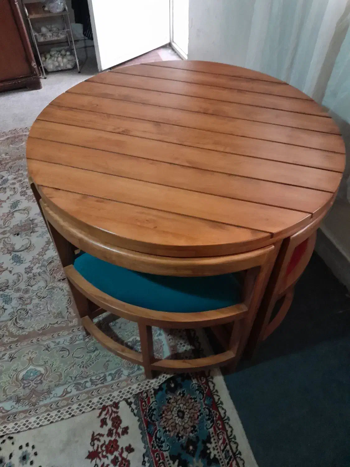 میزنهار خوری گرد خیلی شیک|میز و صندلی غذاخوری|تهران, خواجه نصیر طوسی|دیوار