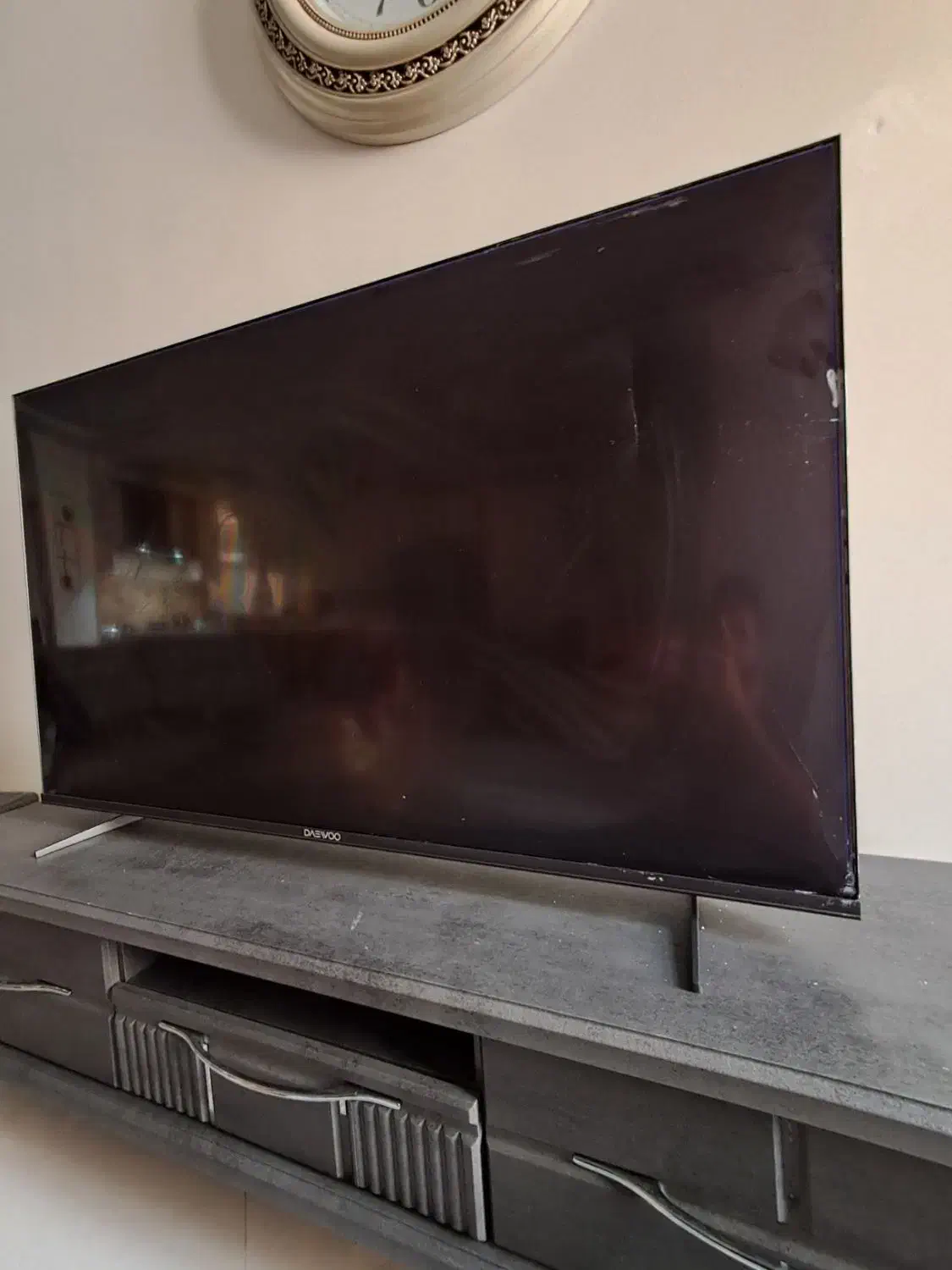 تلویزیون دوو su1755 شکسته|تلویزیون و پروژکتور|تهران, استخر|دیوار