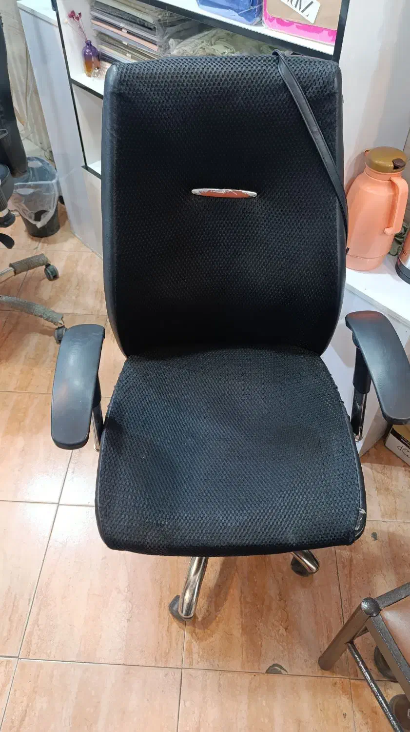 صندلی ساده و گردان|صندلی و نیمکت|کرج, فاز ۳ گوهردشت|دیوار